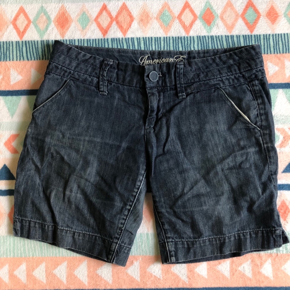 American eagle Bermuda shorts